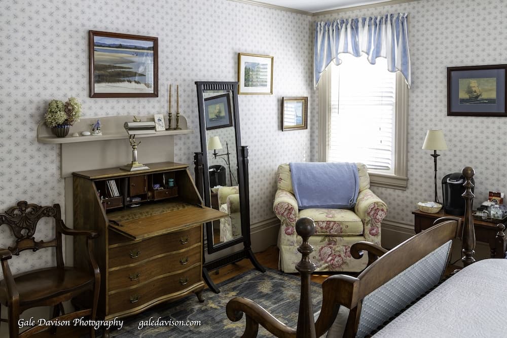 Clary Lake Bed and Breakfast