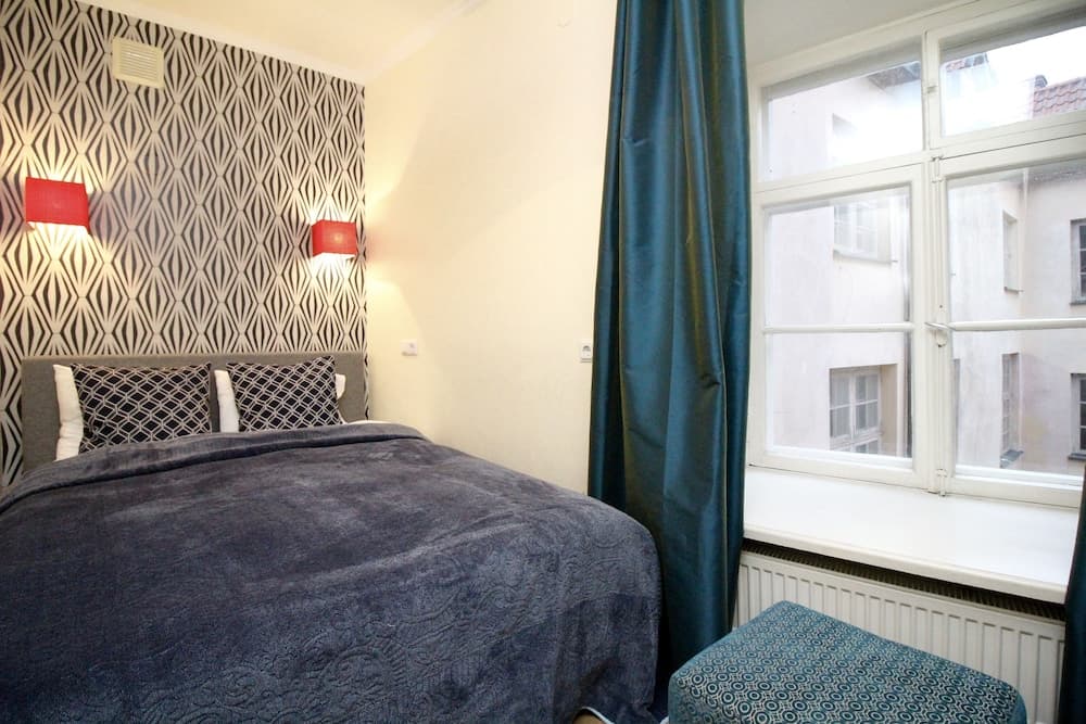 Tallinn City Apartments Town Hall Square