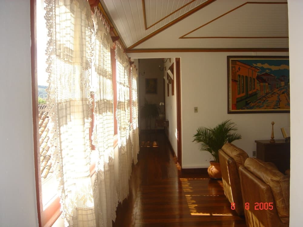 Pousada Padre Toledo