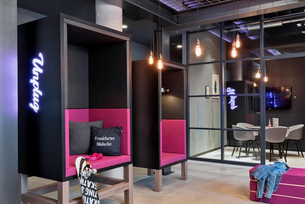 MOXY Frankfurt East