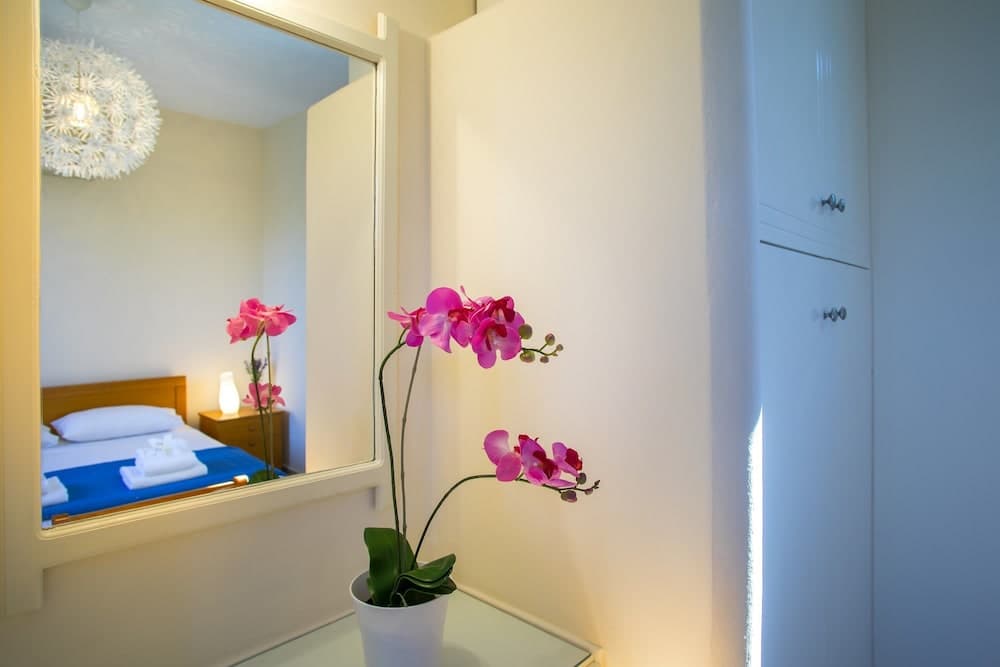 Protaras Olive Suite