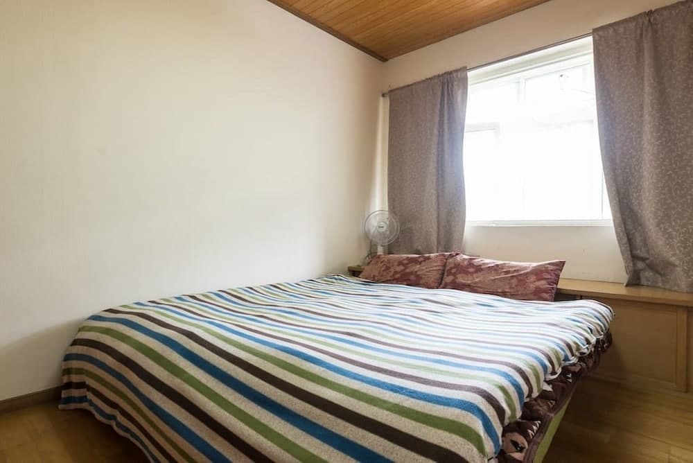 New Castle Apartment