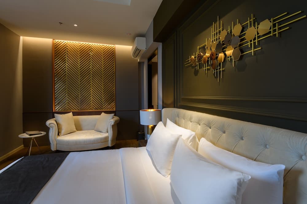 The Granite Luxury Hotel