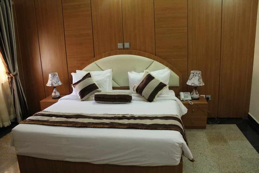 Sharon Ultimate Hotels