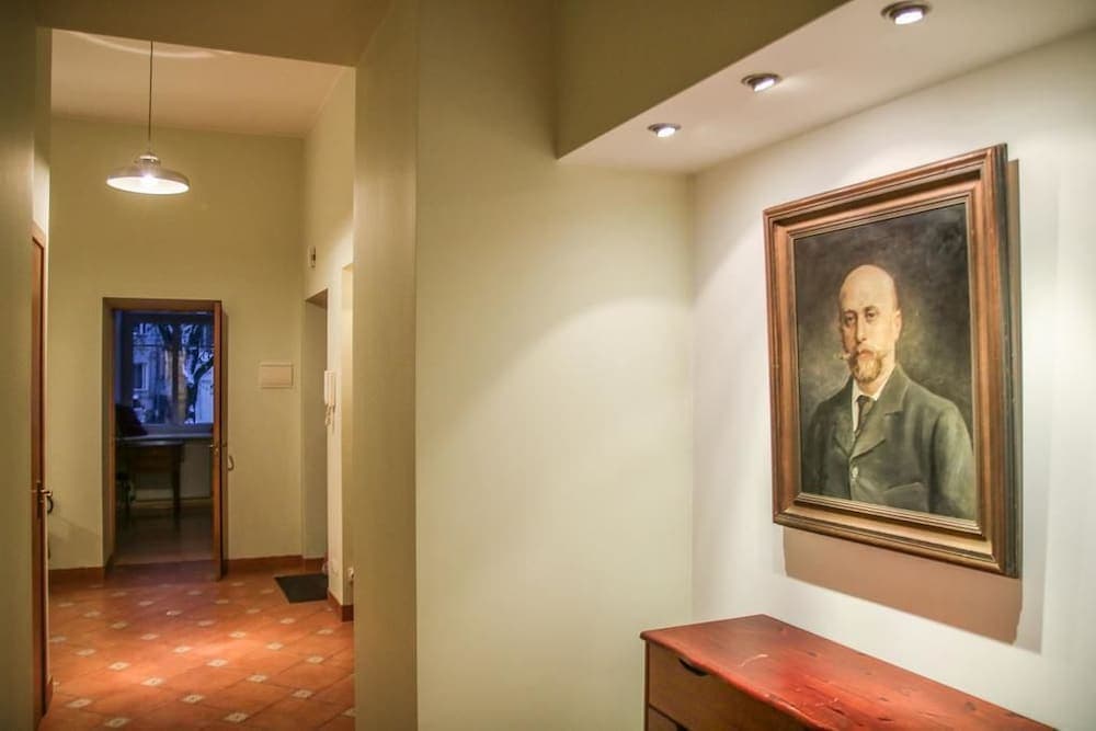 Great Apartment near Town Hall