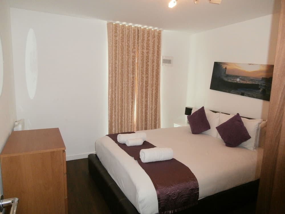 Woking - New Central