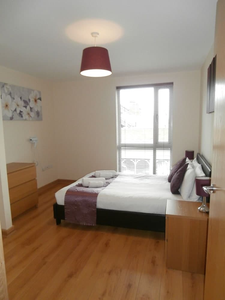 Flexi-lets The Bars Development