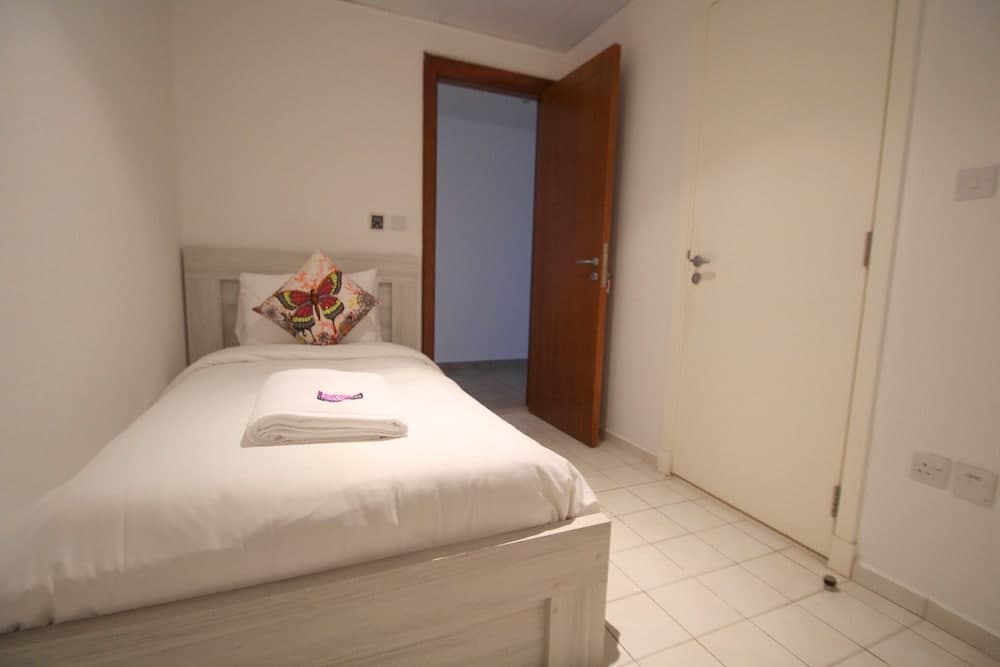 Kennedy Towers - Marina Residences 6