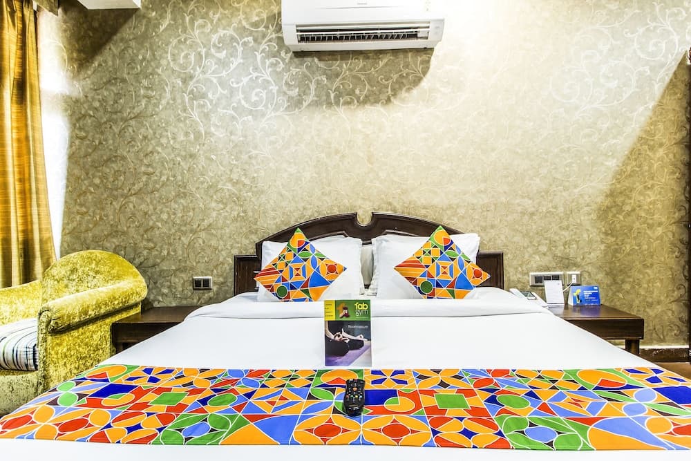 FabHotel Le Monarque Piccadily Chowk