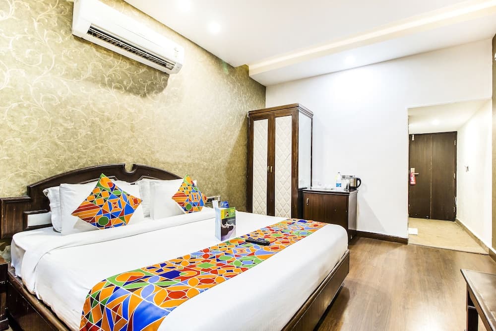 FabHotel Le Monarque Piccadily Chowk