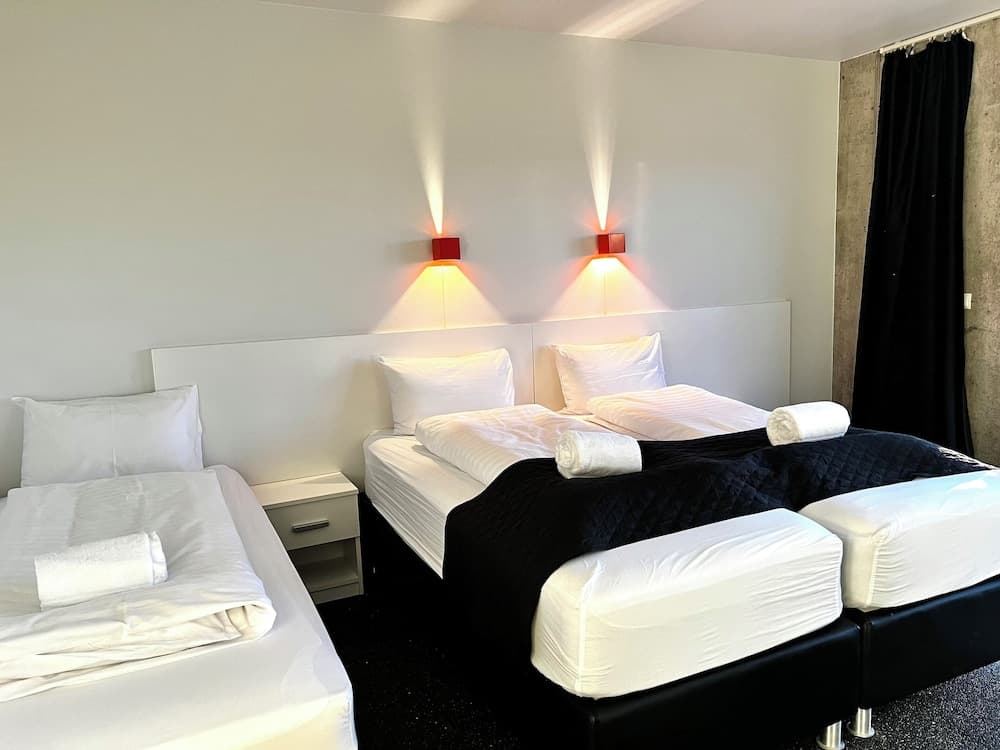 Seljavellir Guesthouse