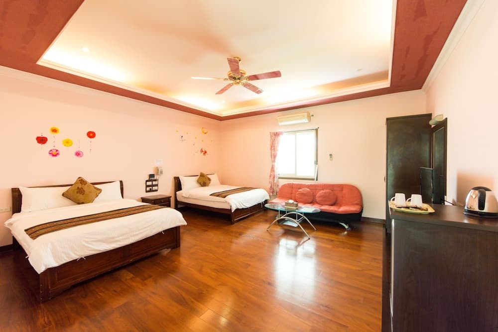 Guan's Garden Bed & Breakfast