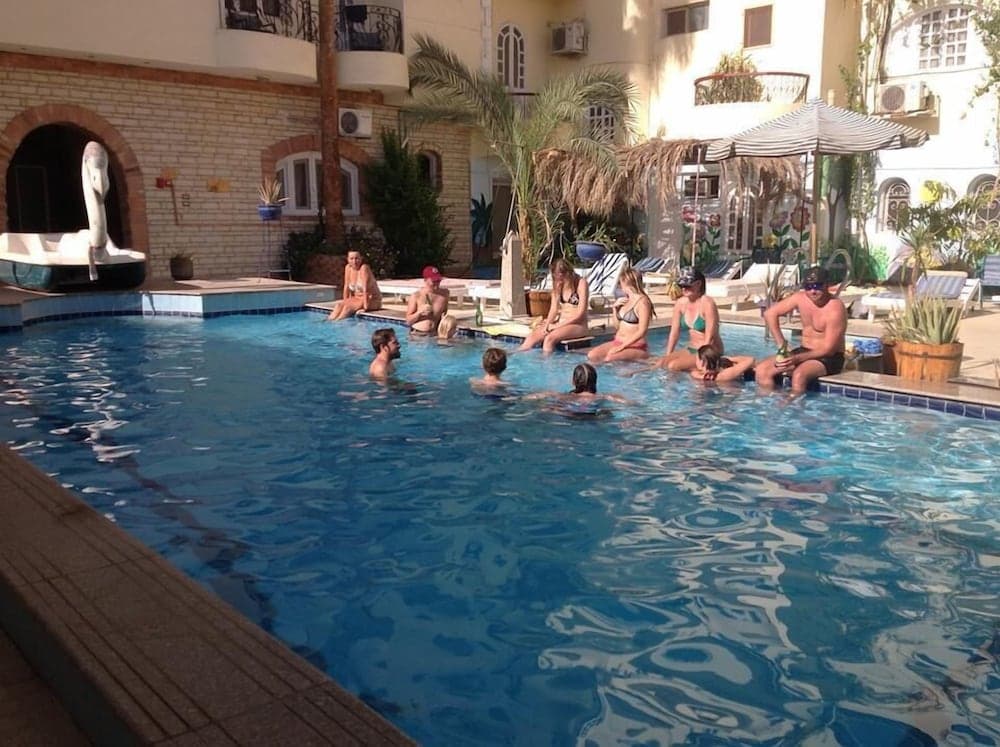 Nile Valley Hotel & Restaurant