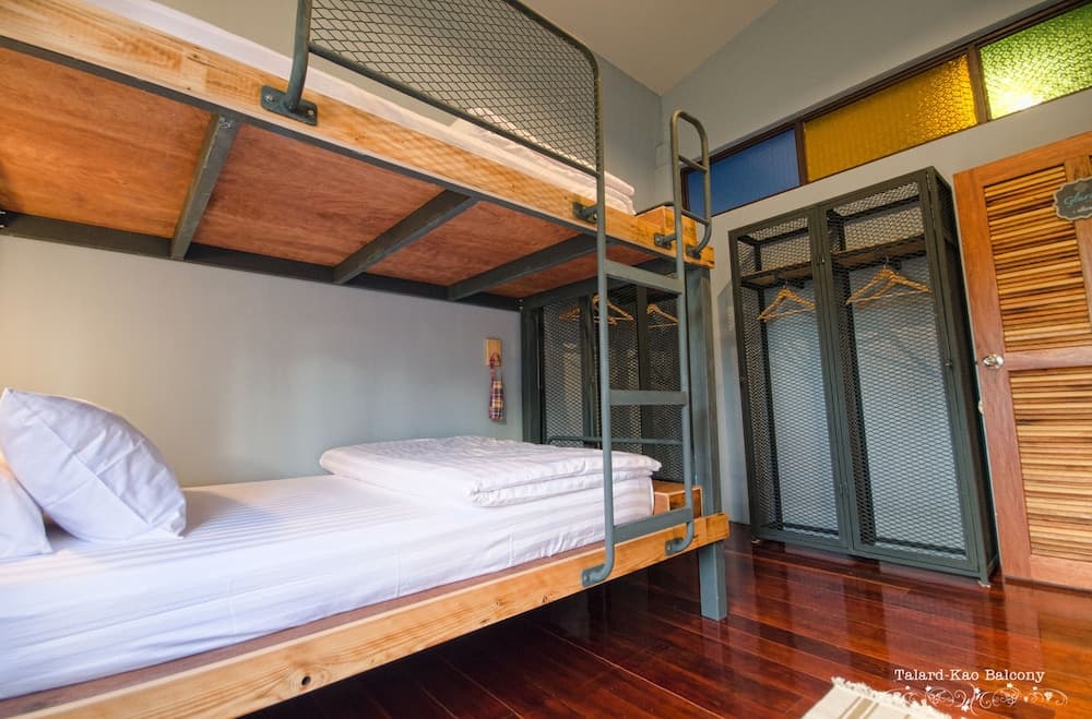 Talardkao Balcony Krabi - Hostel