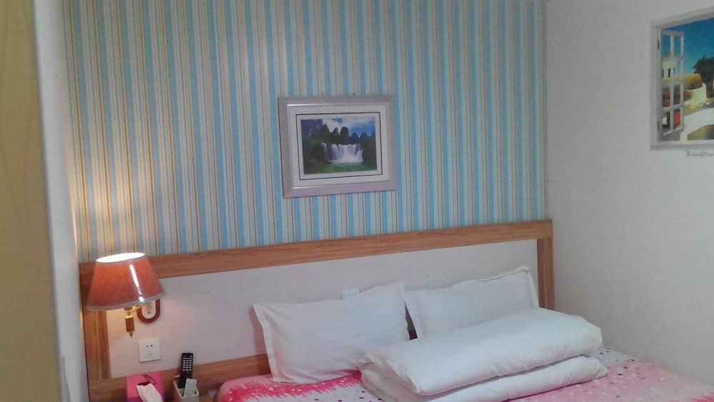 Haibianke Old Street Hotel