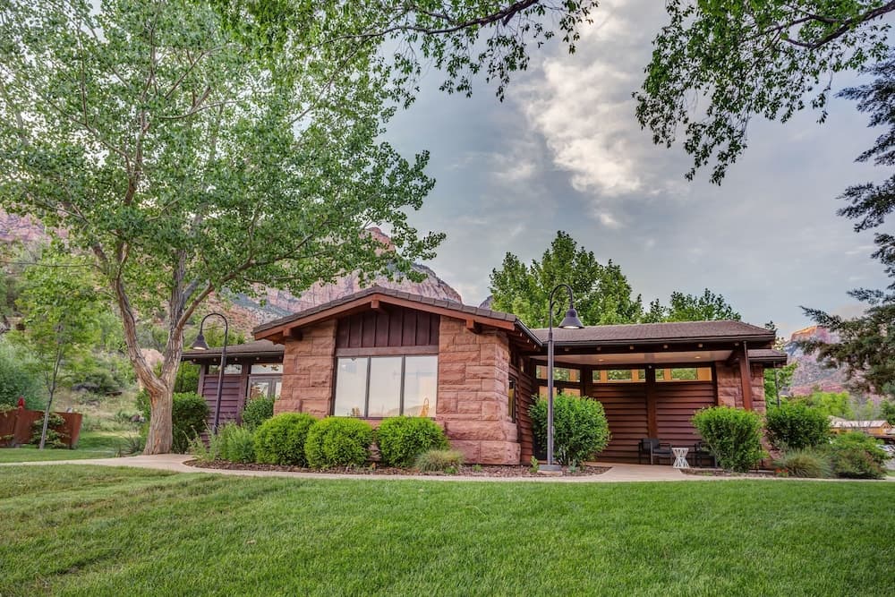 LaFave: Luxury Rentals at Zion