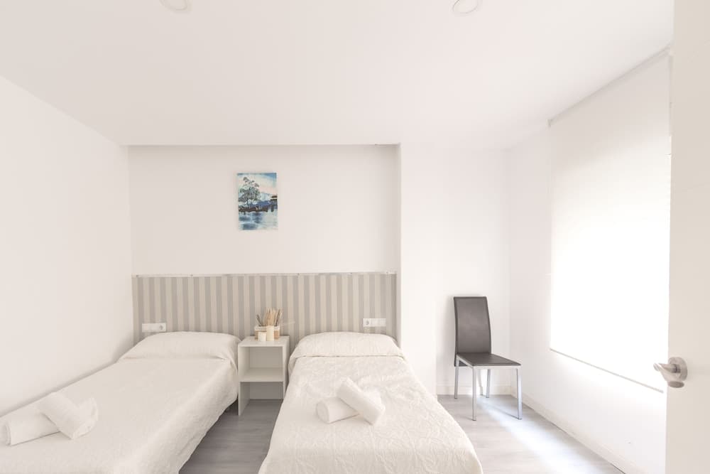 SurTrip Apartamentos - Tórtola II