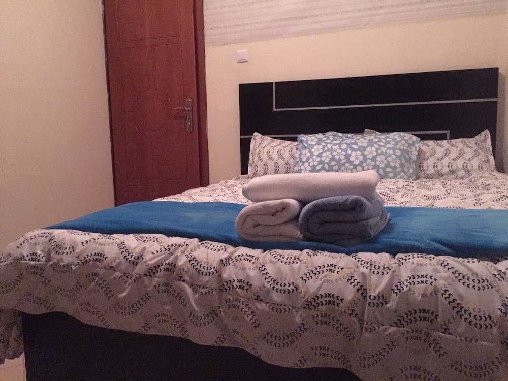 251 Budget Guest House