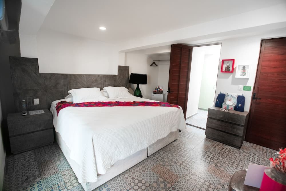 Hotel Paradise Suites