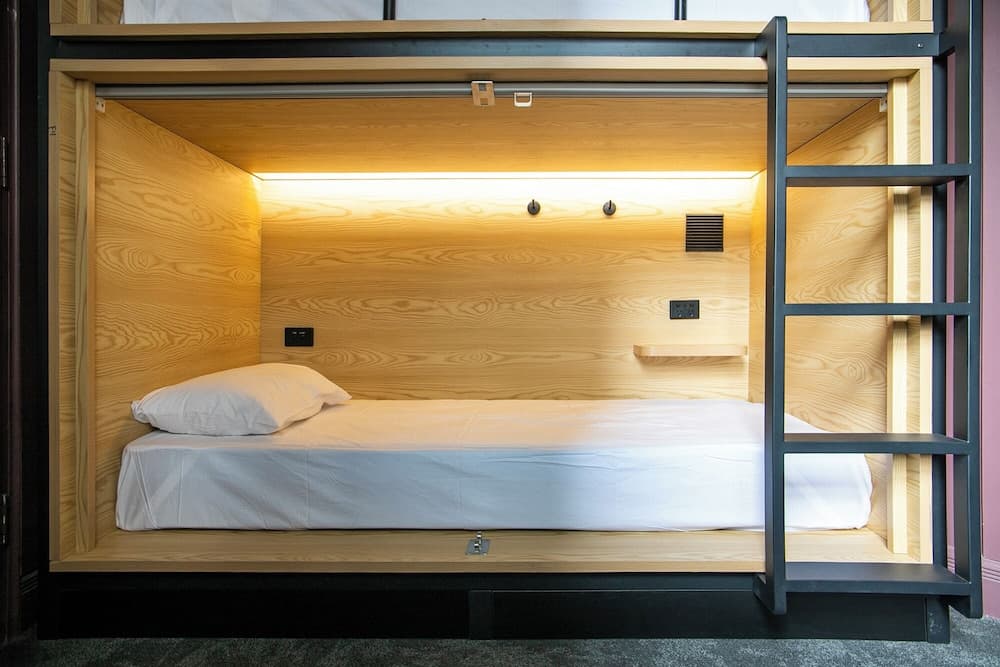 The Capsule Hotel - Hostel