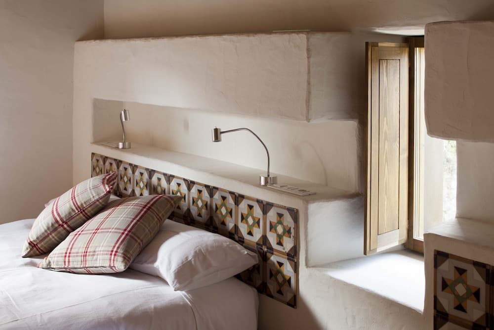 La Rectoria De Sant Miquel De Pineda