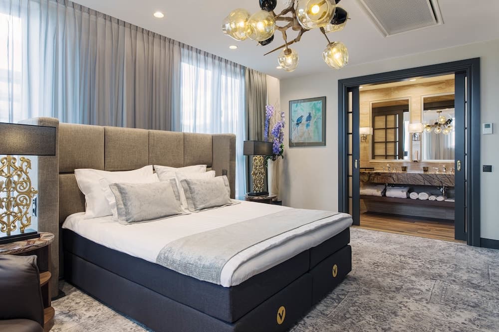 V Spa & Conference Hotel