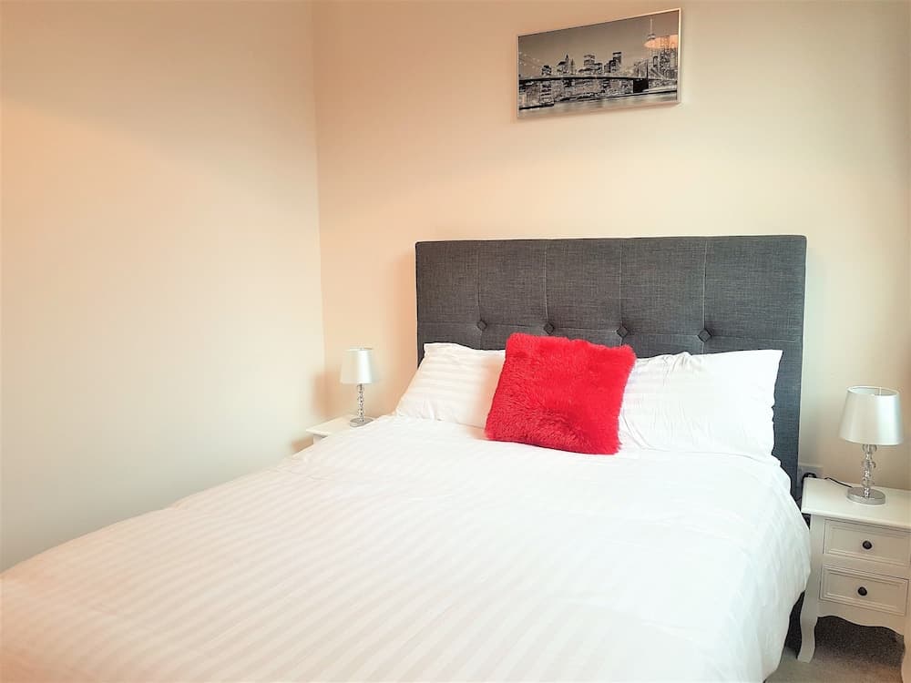 MK City Centre 2 Bed Serviced Apartment