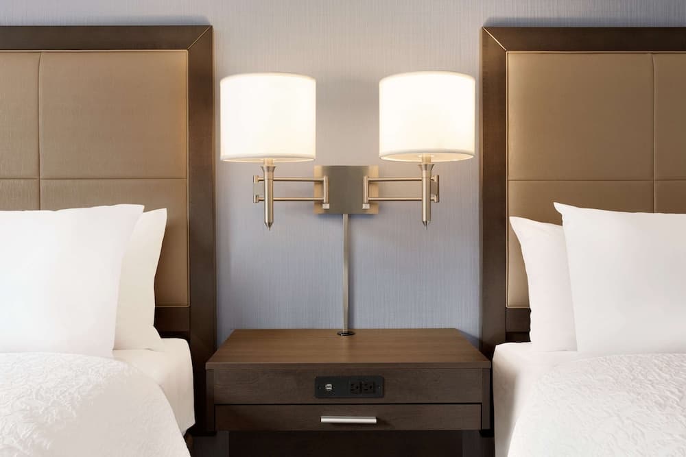 Hampton Inn & Suites Seattle/Renton