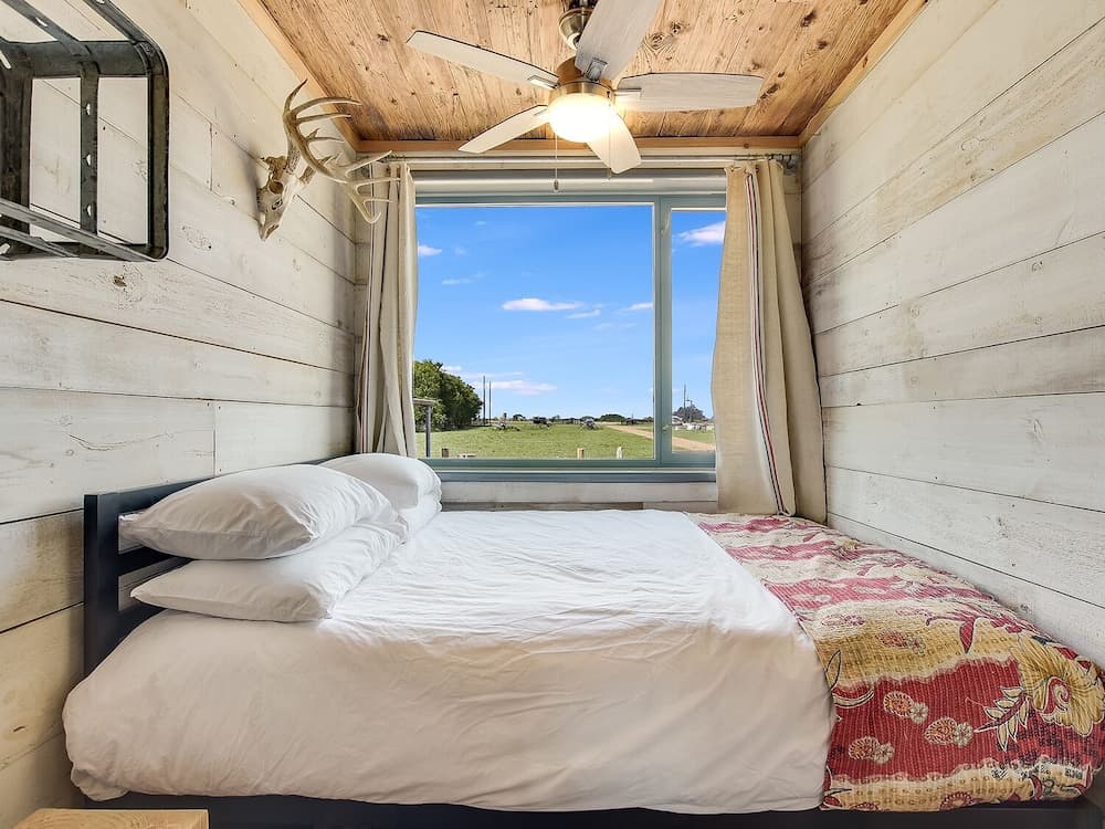 Flophouze Shipping Container Hotel