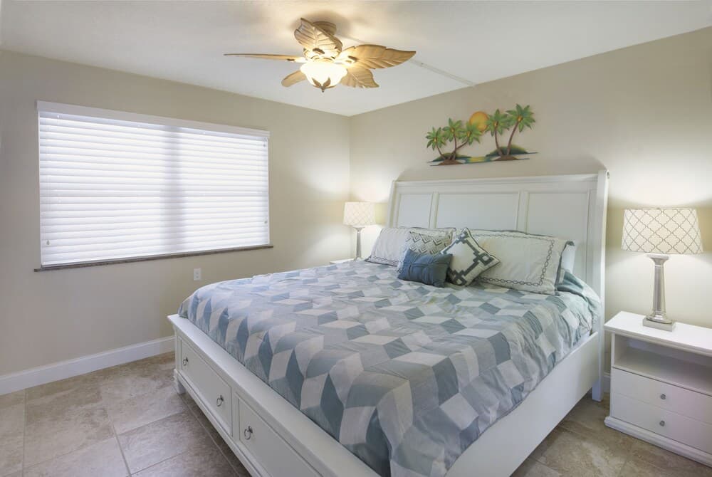 Paradise Beach Club by Happy Palm Stays