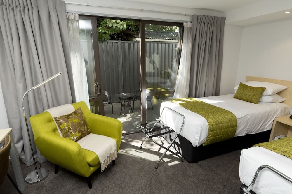 239 on Lincoln Motel