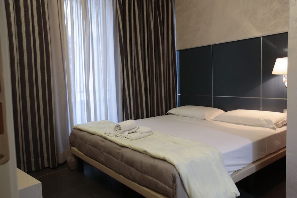 Home Club Suite Hotel