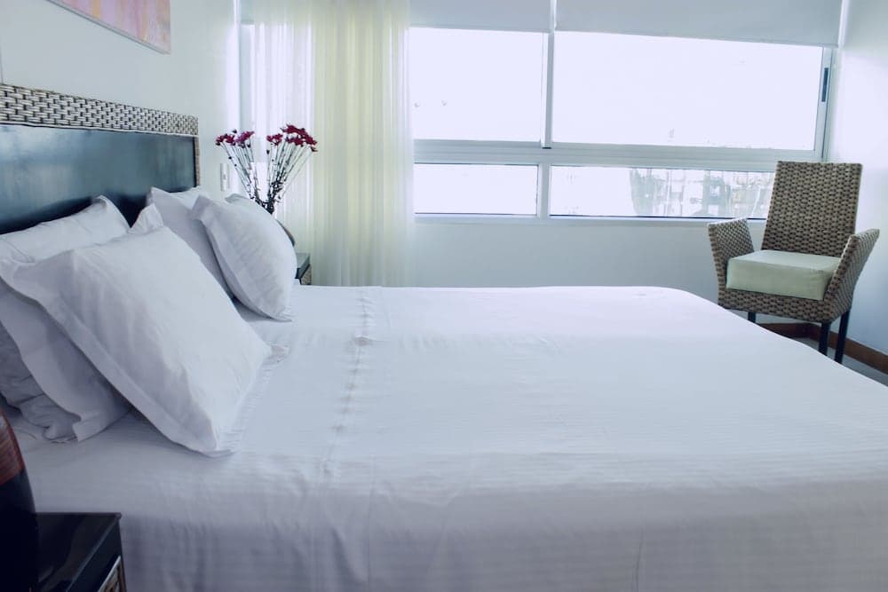 Luxury Ocean View Apartment