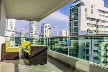 Luxury Ocean View Apartment