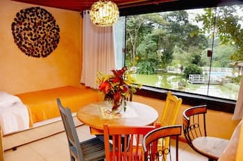 Pousada Chalés do Lago