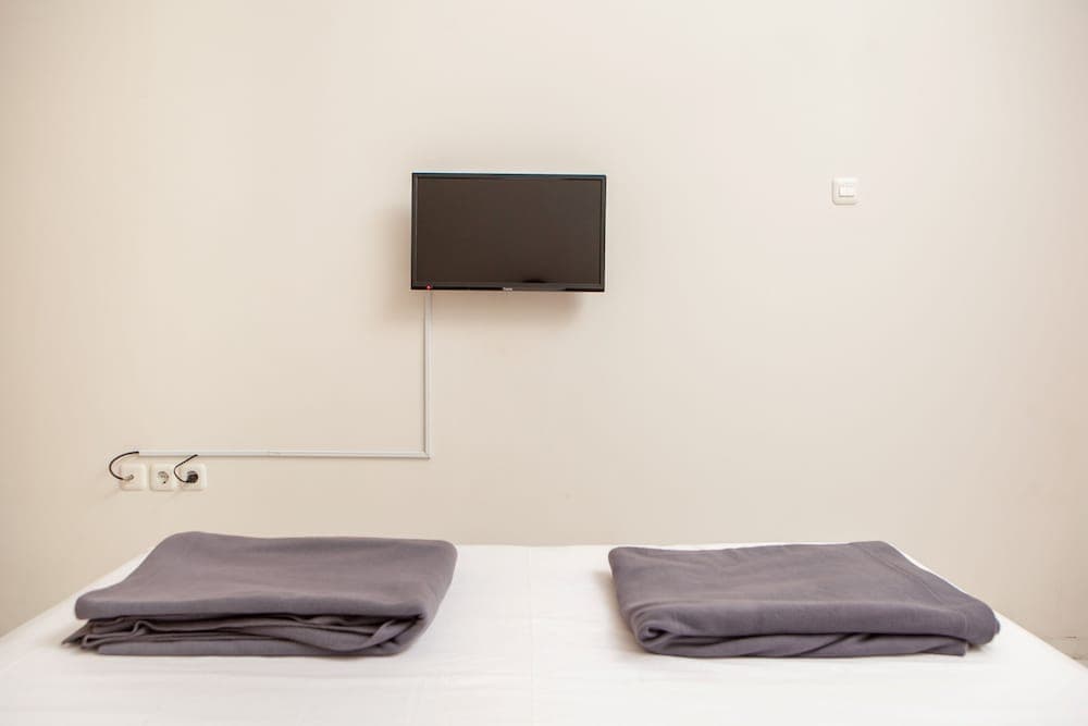 RedDoorz @ Bukit Dago