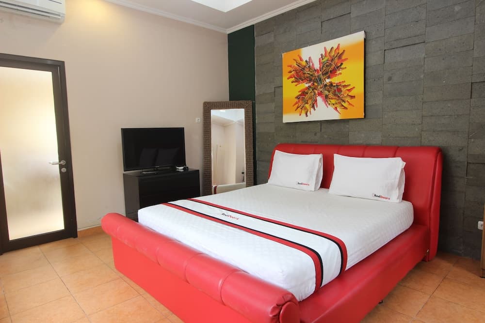 RedDoorz near Casa Grande