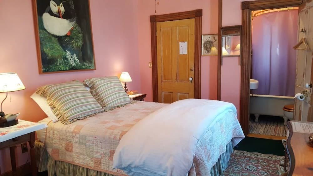 Paradox Lodge & Cedar Lodge