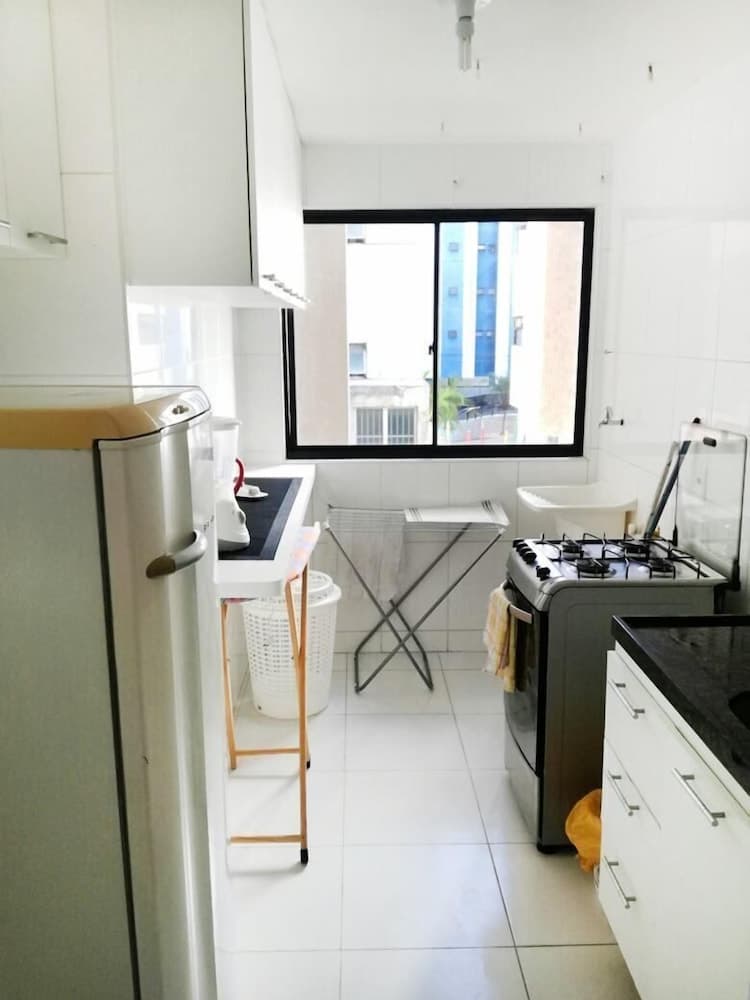 Apartartamento 2qtos novo e completo a 250 mts do mar