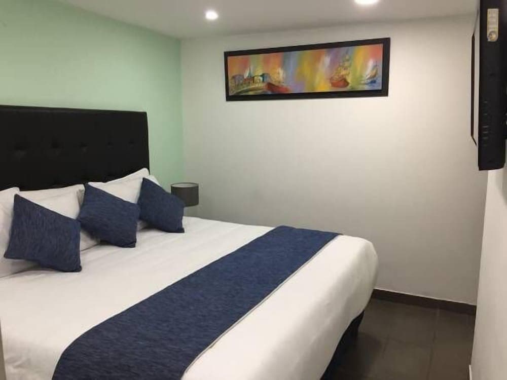 Hotel AJ Ferial Bogota