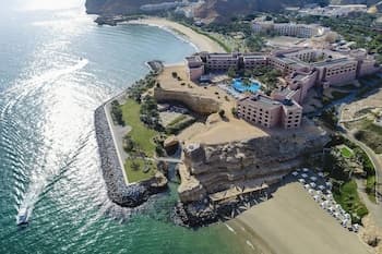 Shangri-La Al Husn, Muscat