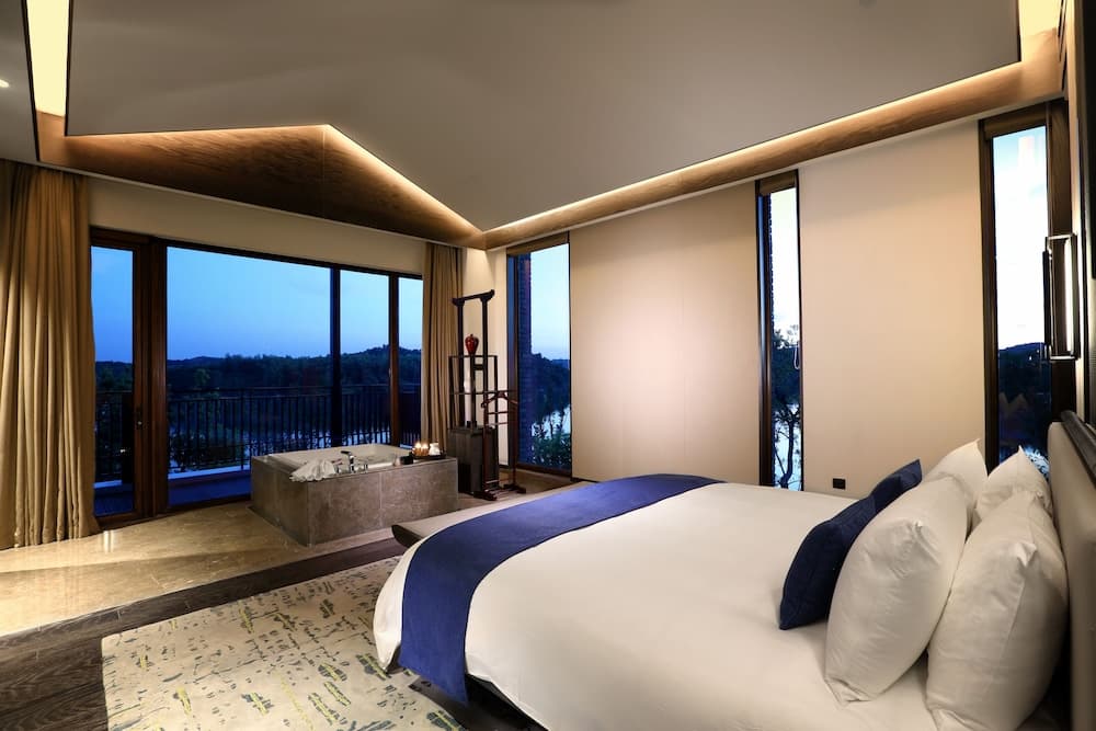 WEI Retreat Tianmu Lake