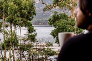 Freycinet Cottage 2