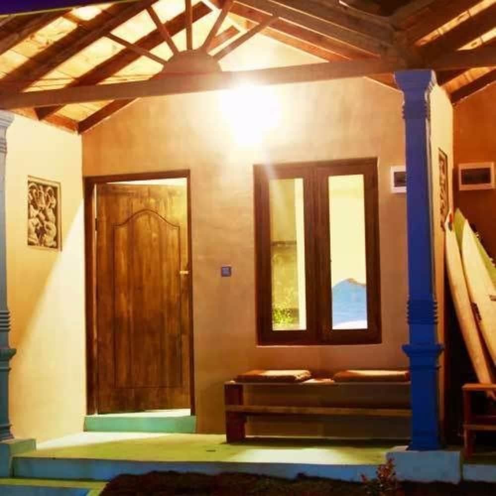 Surf Camp Arugam bay