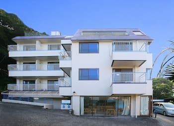 Guest House Shirahama Exceed Players Club