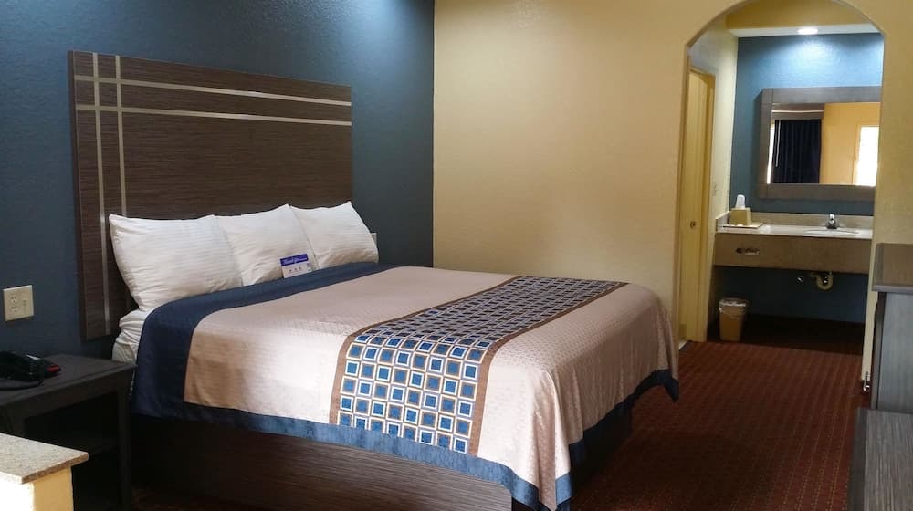Americas Best Value Inn & Suites Houston NE