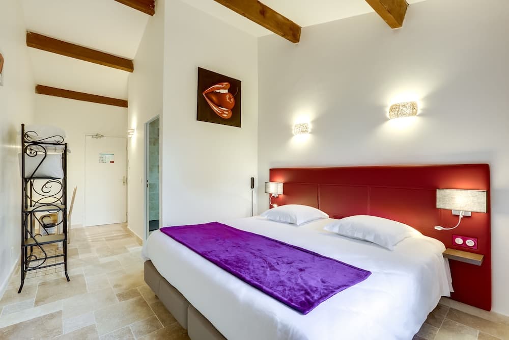 Logis Hôtel Le Domaine de la Régalière