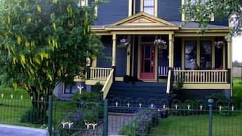 Rothesay House Heritage Inn B&B