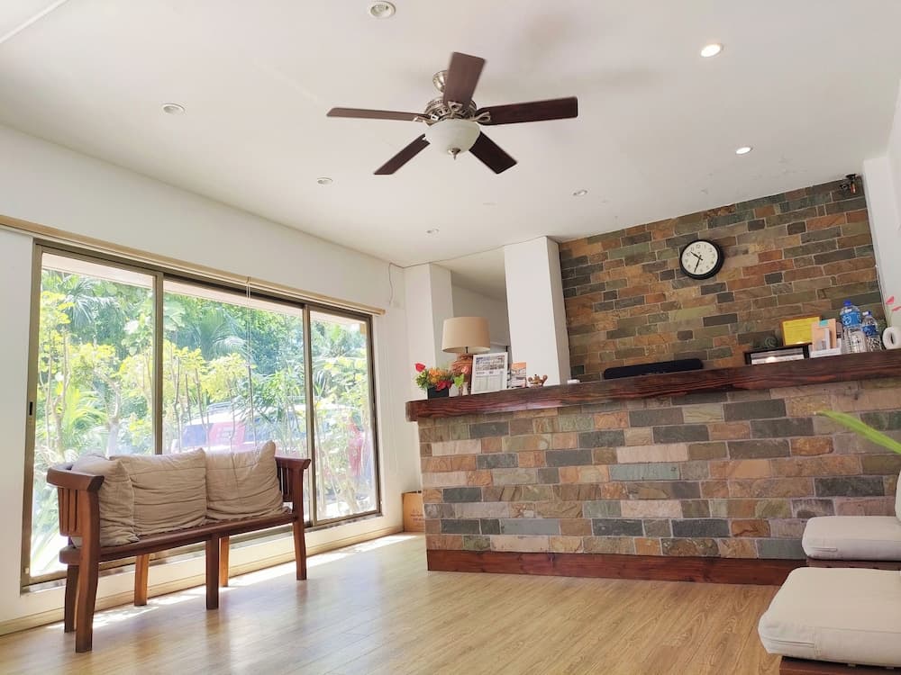 Garden Palace Downtown