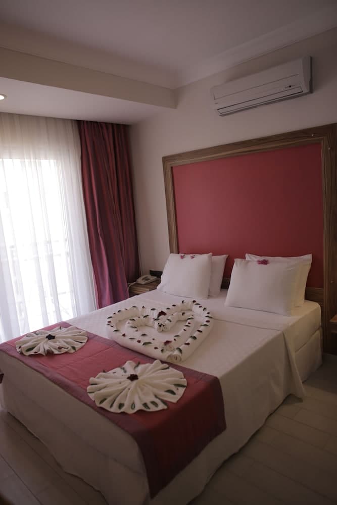 Cle Beach Boutique Hotel